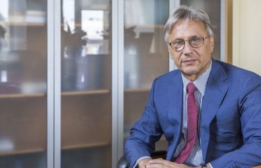 Непослідовність політиків заважає приходу капіталу в Україну