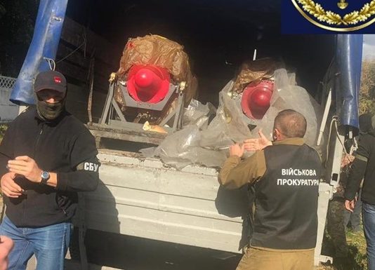 У Києві військовий намагався вкрасти двигуни до вертольота Мі-8