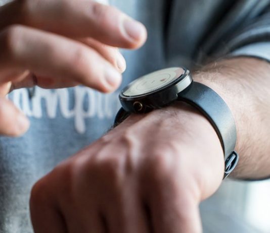 Выбираем часовые ремешки для спорта. Что лучше?