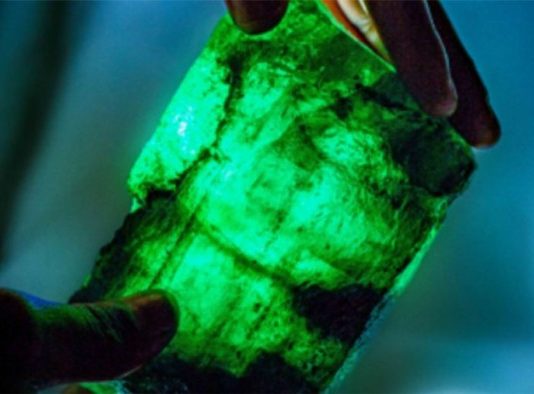 В Африці знайшли безцінний гігантський смарагд