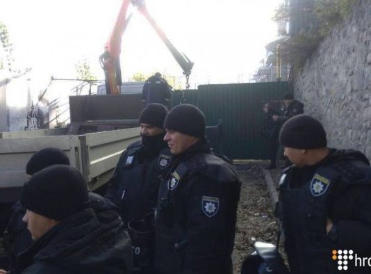 У центрі Києва прогриміли три вибухи: перші подробиці