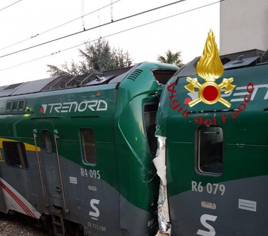 В Італії зіткнулися два потяги: щонайменше 50 постраждалих