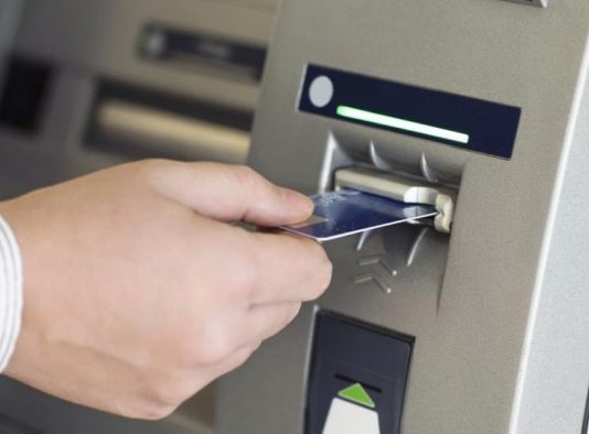 У польських банкоматах запровадили українську мову