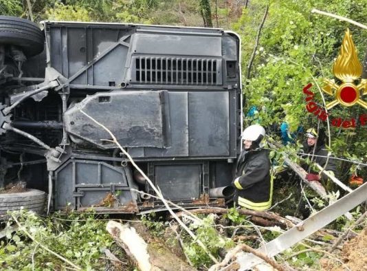 В Італії розбився автобус з туристами: є жертви