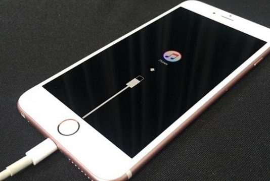 iPhone не включается: почему и что делать?