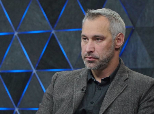 Рябошапка пояснив, коли і за які гроші купив будинок у Франції