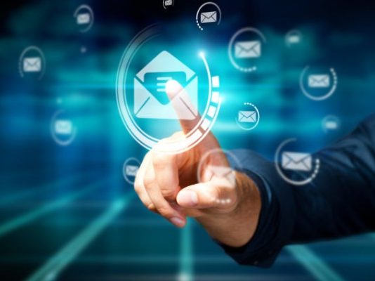 Е-вибори та понад 200 сервісів онлайн: Зеленський підписав указ щодо розвитку електронних послуг