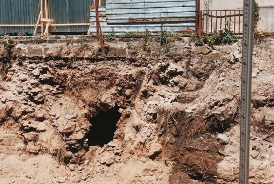 Під історичним центром Ужгорода виявили мережу підземних тунелів – фото