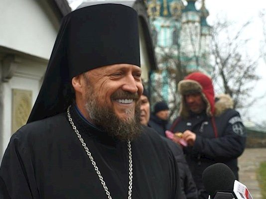 Суд зобов’язав повернути українське громадянство єпископу УПЦ (МП) Гедеону, який підтримував “рускій мір”