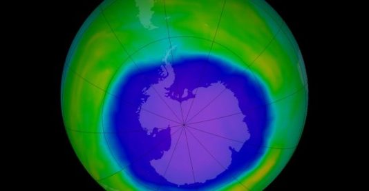 Вчені: озонова діра над Антарктикою рекордно зменшилася