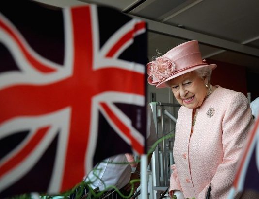 Королева Єлизавета II підтвердила, що Великобританія покине ЄС 31 жовтня