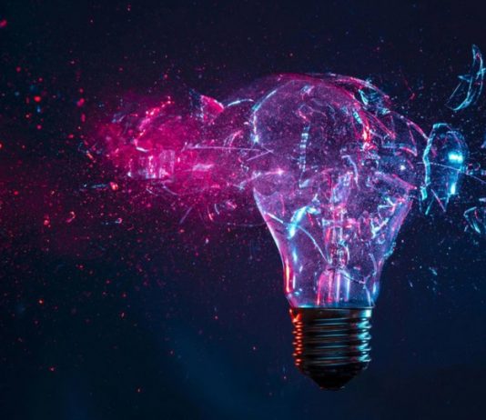 Какой стабилизатор напряжения купить?