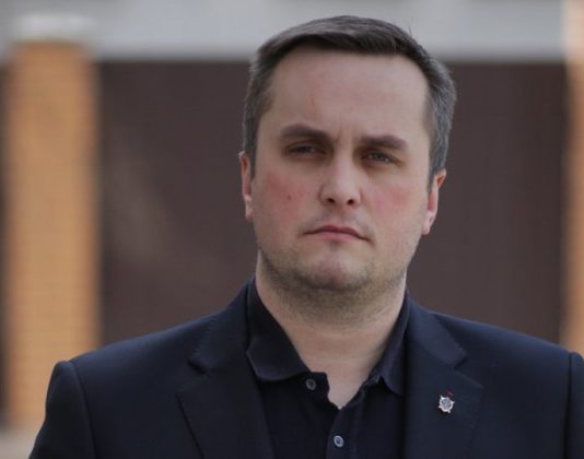 Холодницький, який відпочивав увесь січень, заробив 205 тисяч гривень