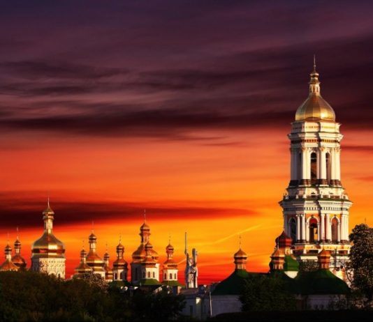 Умисний геноцид: російська церква заборонила масові заходи усім своїм парафіям, крім РПЦ в Україні – документ