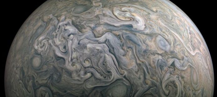 NASA поділилося вражаючими знімками Юпітера
