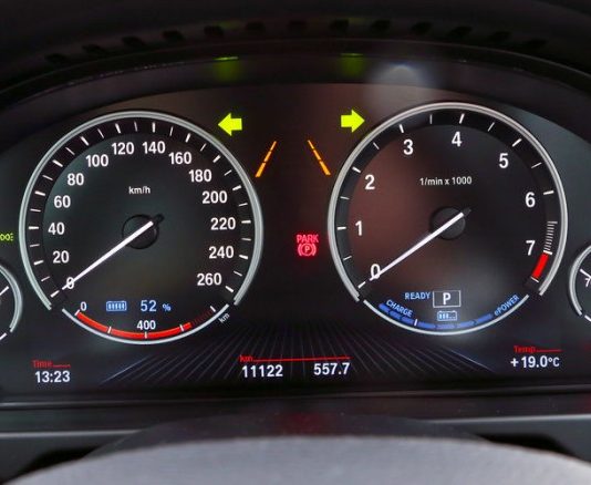 Выбор панели приборов для автомобиля