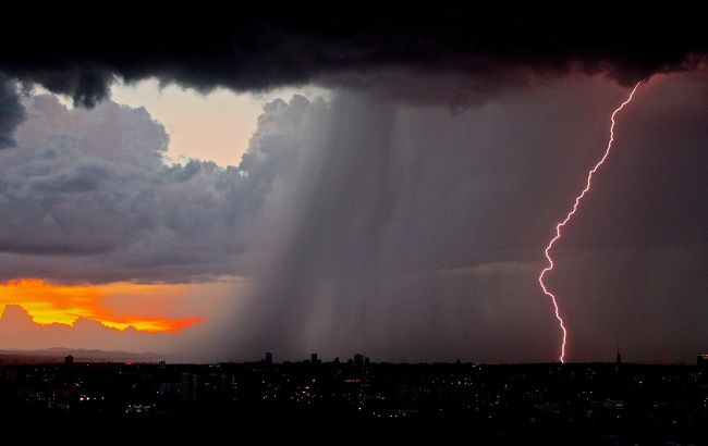 lightning_801866_1920_7_650x410