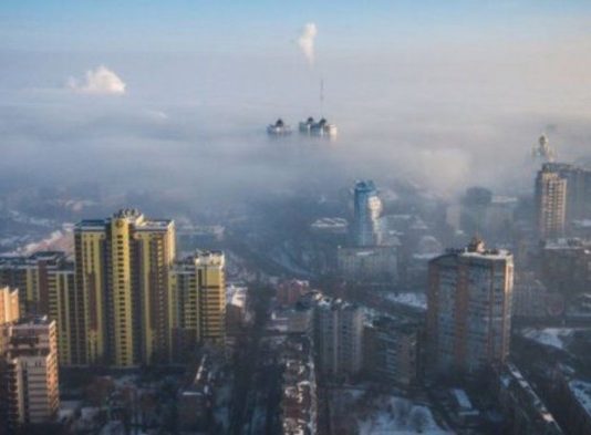 Київ потрапив до ТОП-10 міст із найбруднішим повітрям