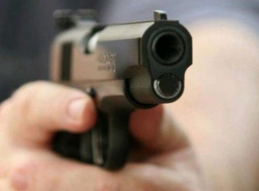 Половина чоловіків в Україні хоче мати вогнепальну зброю для самозахисту, – опитування