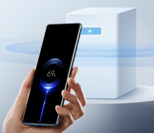Бездротова зарядка Xiaomi Mi Air Charge працює на відстані декількох метрів і з декількома пристроями одночасно