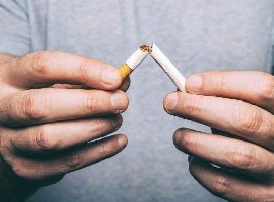 Вчені назвали головну мутацію організму, після відмови від куріння
