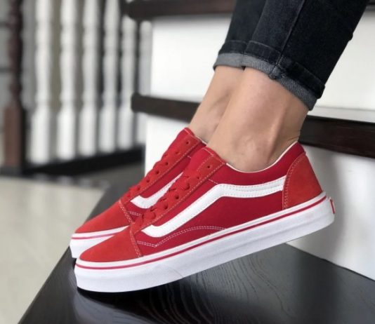 Кроссовки Vans
