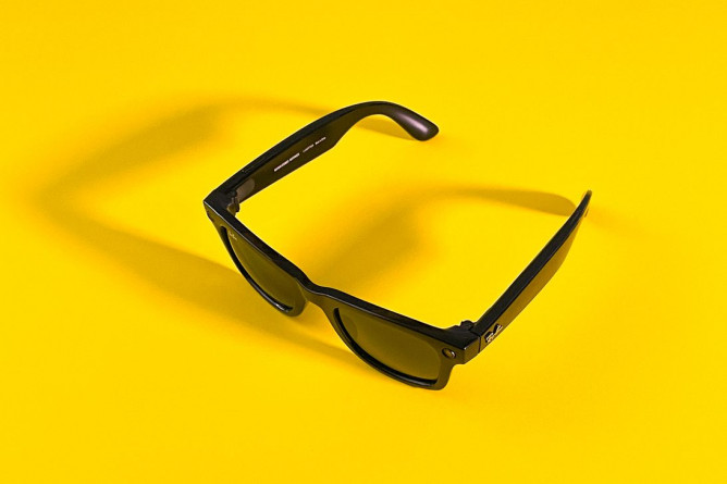 Ray-Ban Stories