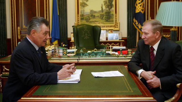 Leonid-Kuchma-ta-Oleksandr-Omelchenko