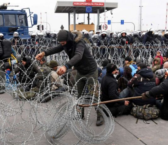 Правозахисники звинуватили Польщу та Білорусь у порушенні прав мігрантів
