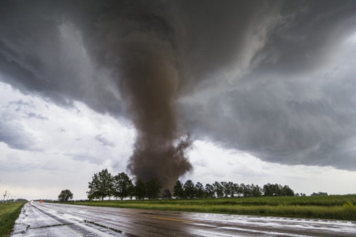 216563_Tornado535057762_960x380_0