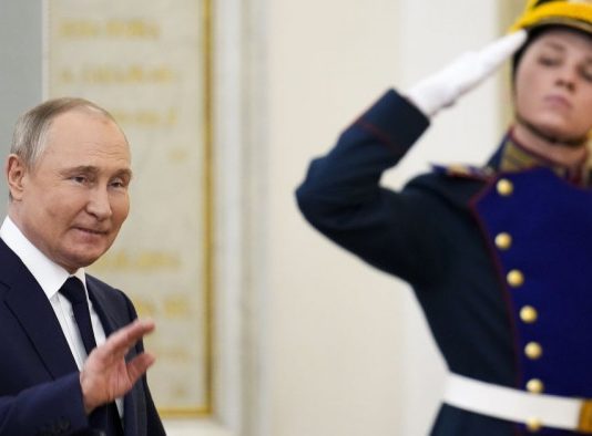 У Путіна “синдром маленького чоловіка”, – міністр оборони Британії