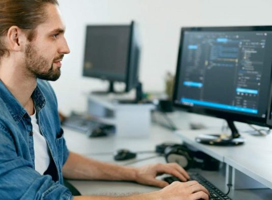 Кто может стать хорошим QA-инженером, куда развиваться тестировщику